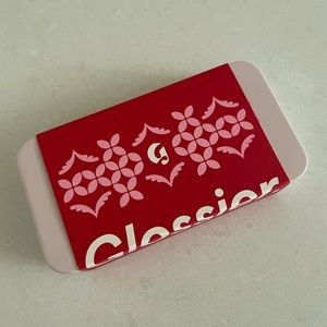 Glossier Touch Up Kit Holiday 2022